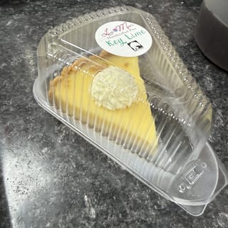 Luci Mae's Key Lime Pie