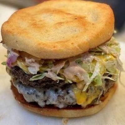 Food Truck Burger - Keto Style.