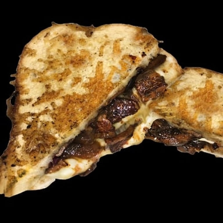 Fresh Salads: Crisp, Flavorful, and Satisfying Options